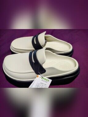 New CROCS Women's Two-Tone Slide Mule in Cream and Black Sz 6